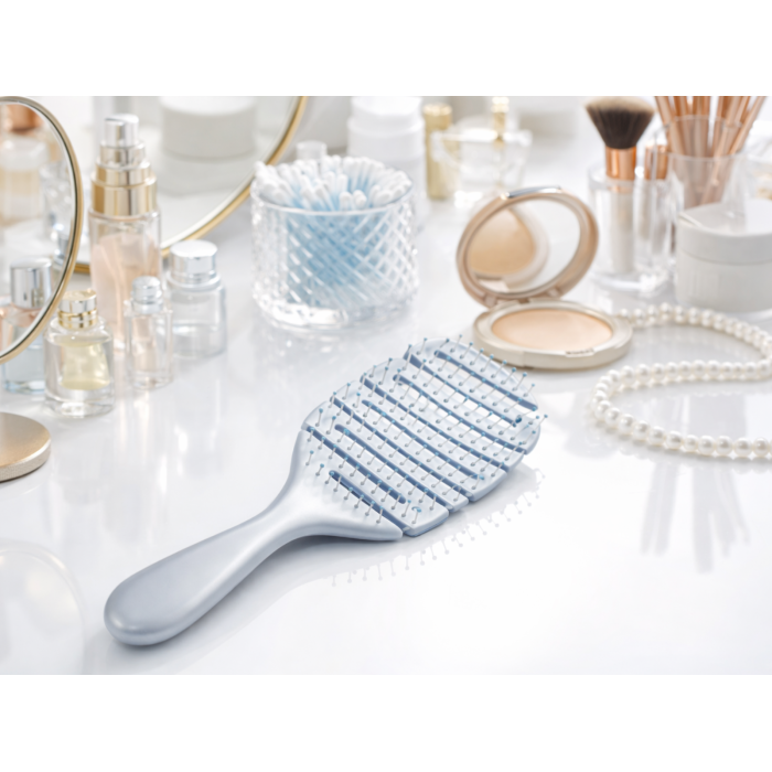 Расческа массажная зигзаг с отверстиями 220х75х25мм