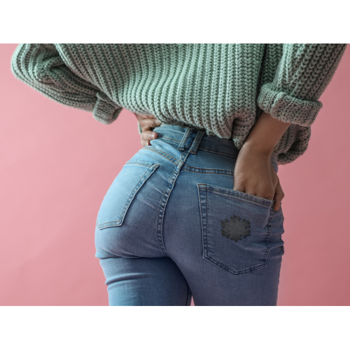 Аппликация для одежды нашивка №123 Черные снежинки 9шт/3.5х4см