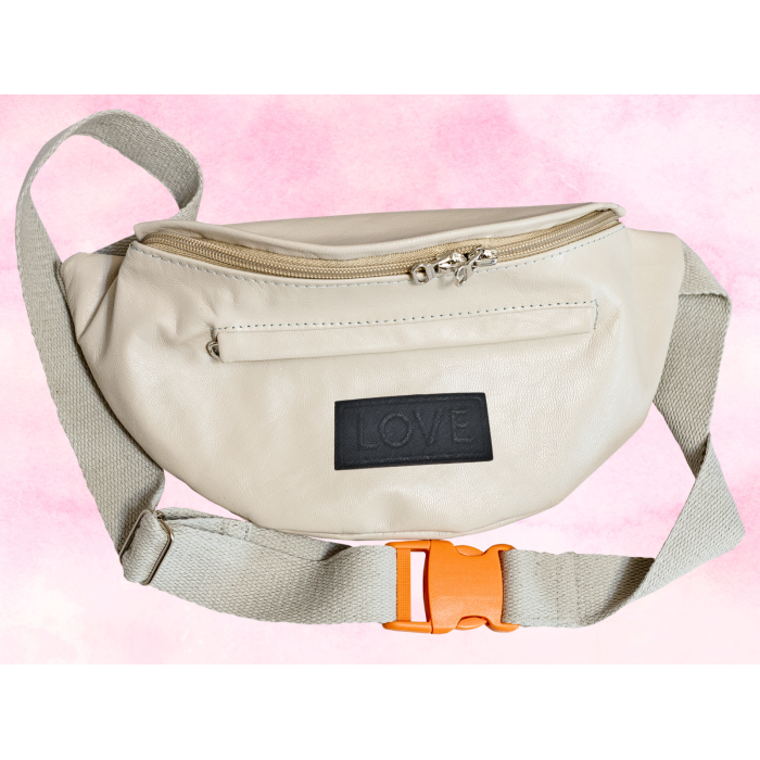 Аплікація для одягу нашивка №129 Love чорний 9шт/5х2.5см