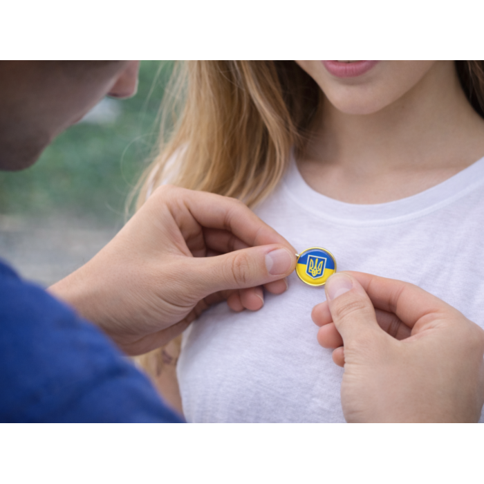 Значок Украина круг с гербом 25х25х10мм