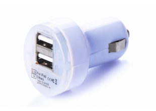 Зарядка автомобільна різні кольори 2 USB/2.1A/1A